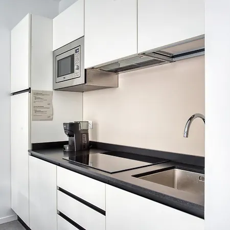 Appartamento Hostmate - - Genesio -maciachini *